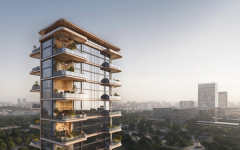 商户正在此堆放各类物品